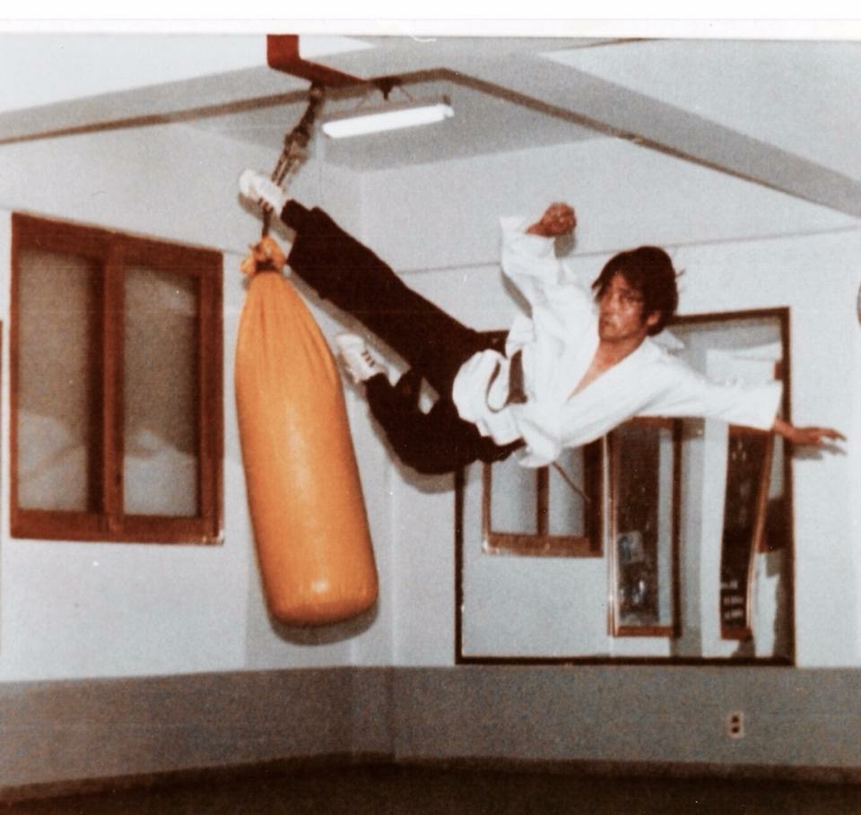 Airborne-Kicks-Camp-Martial-Arts-Oak-Park