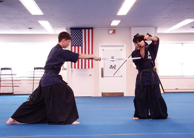 Kumdo Club teaches Korean sword fighting – The Crimson White